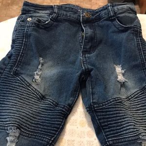 Boys skinny jeans, frayed look, size 10